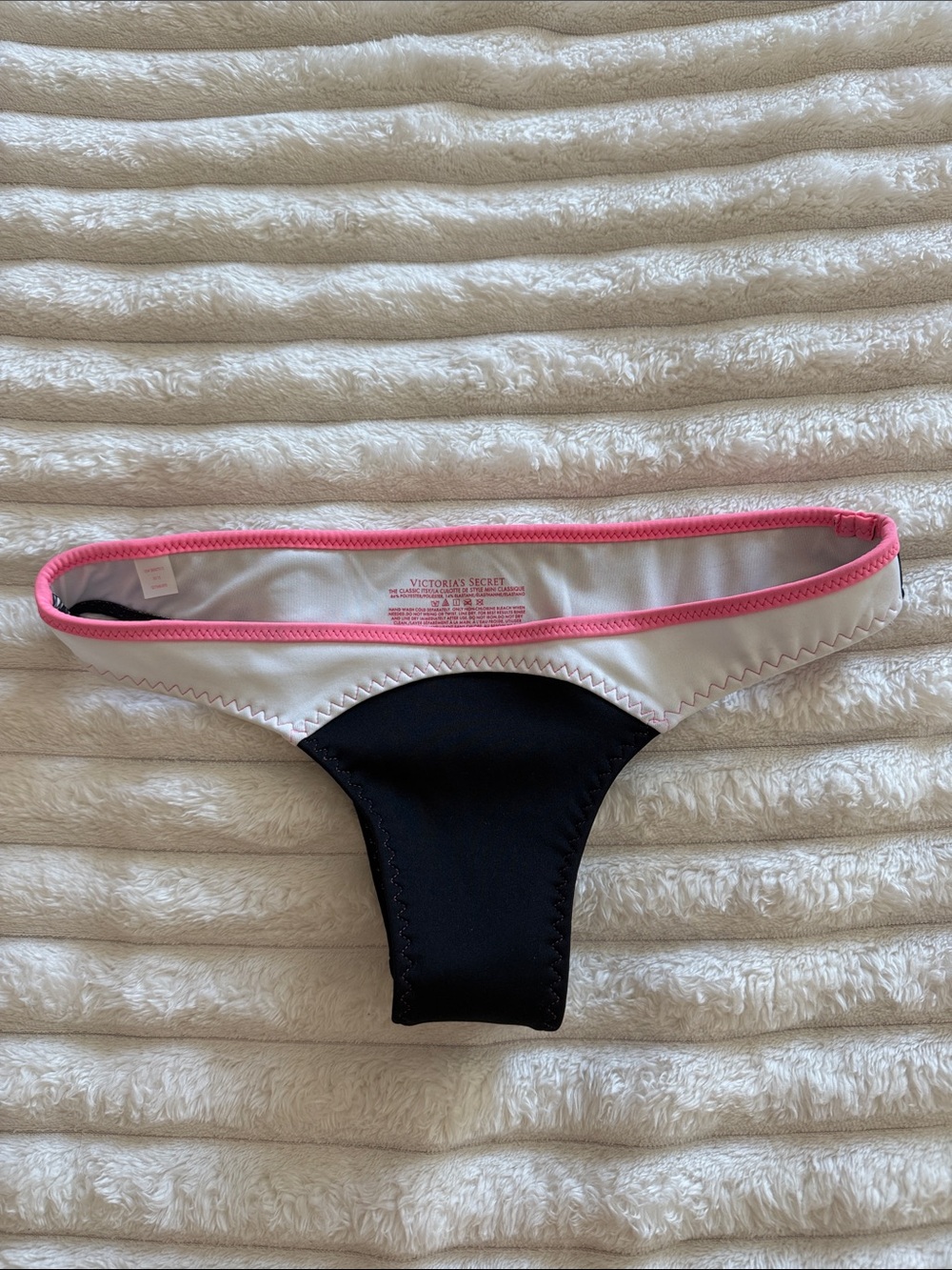 Victoria’s Secret classic itsy bikini